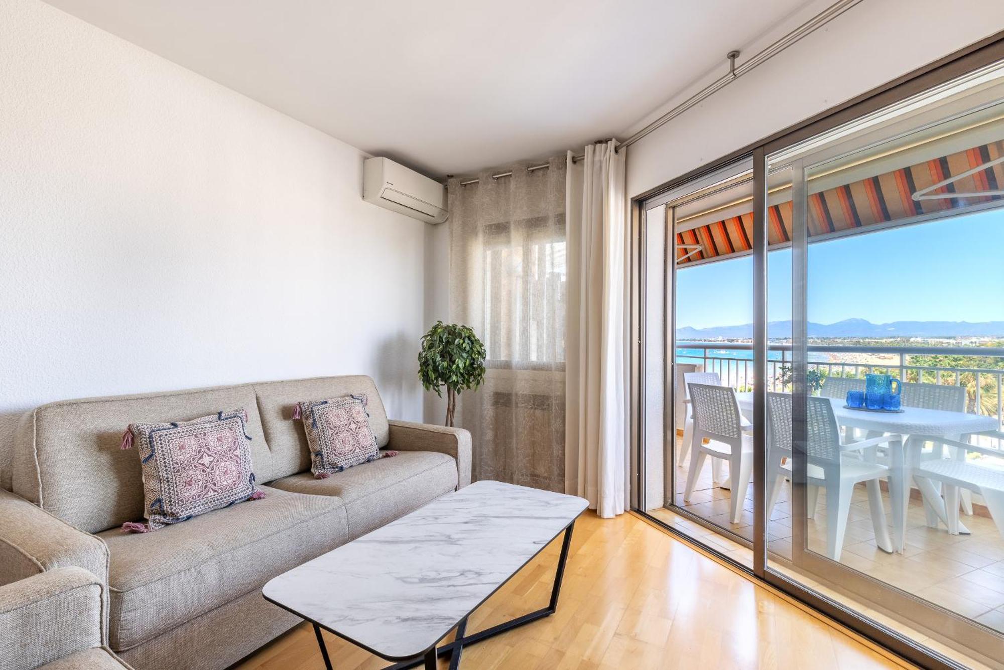 Uhc Santillana Family Complex Salou Zewnętrze zdjęcie